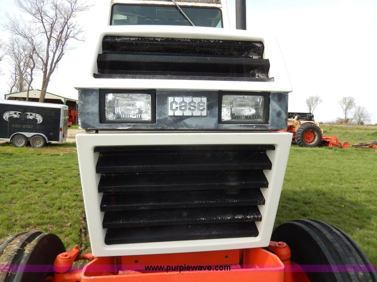 image for item D8135 Case 2090 tractor