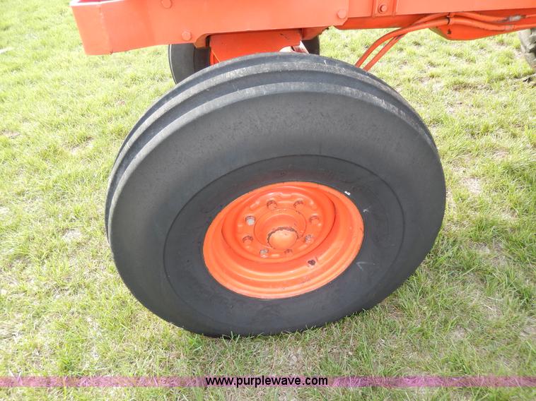 image for item D8135 Case 2090 tractor