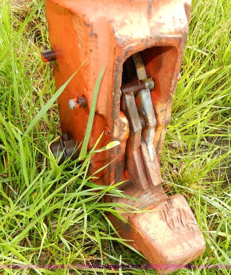 image for item D8152 Case 2390 quick attach