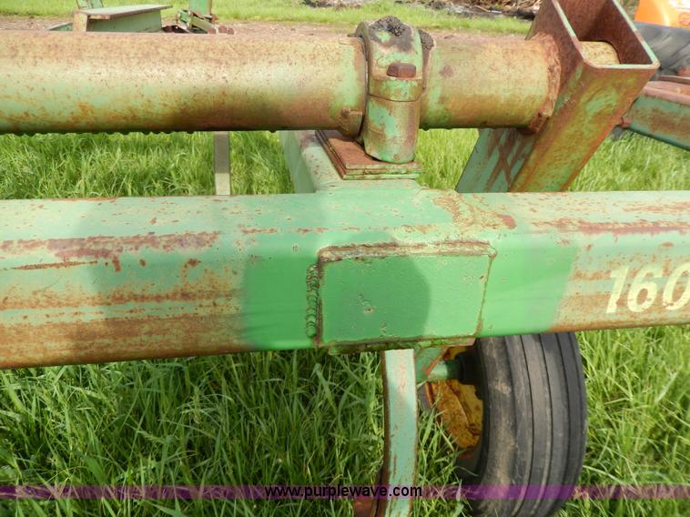 image for item D8156 John Deere 1600 chisel