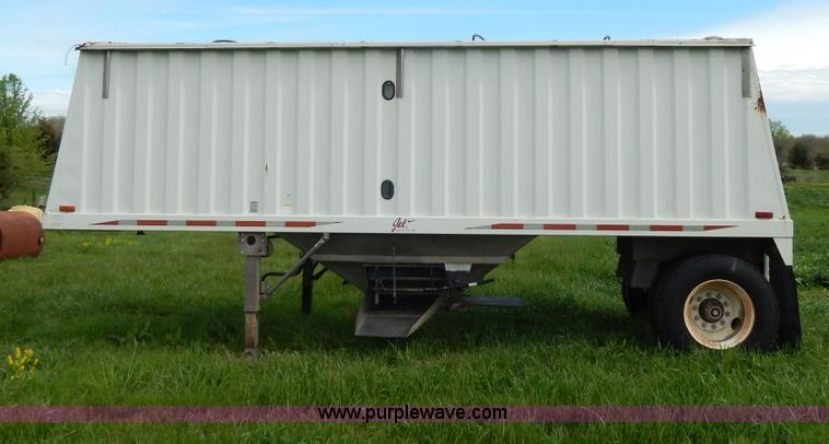 image for item D8158 1996 Jet grain trailer