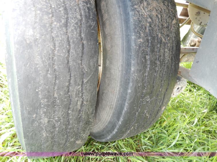 image for item D8158 1996 Jet grain trailer