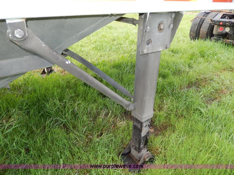 image for item D8158 1996 Jet grain trailer