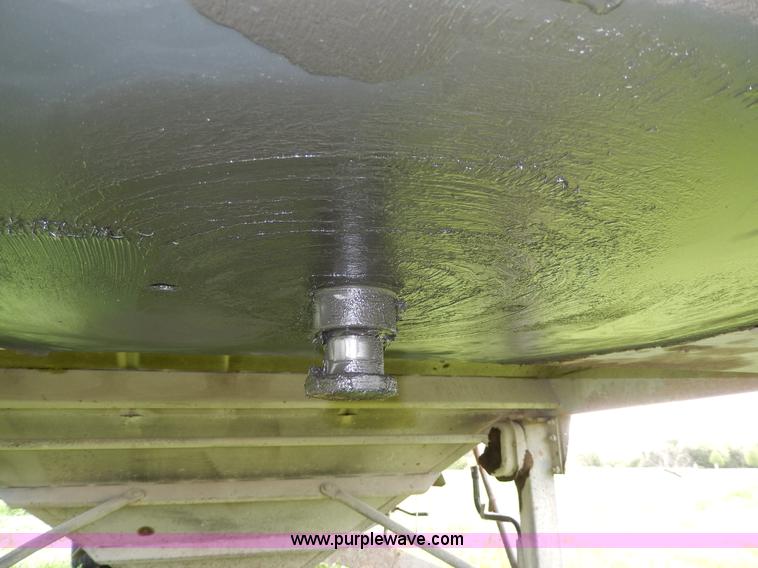 image for item D8158 1996 Jet grain trailer