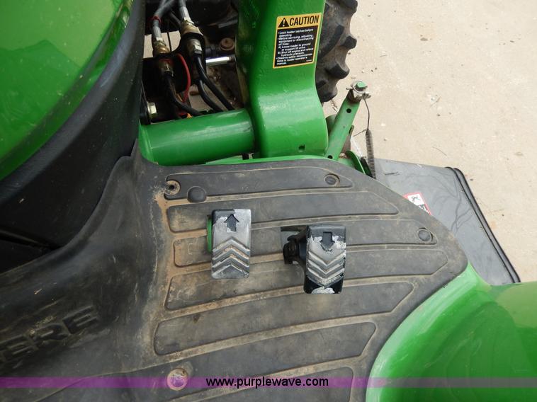 image for item D8164 John Deere 4720 tractor