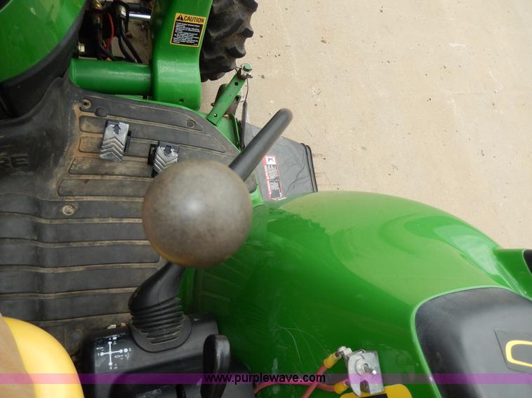 image for item D8164 John Deere 4720 tractor