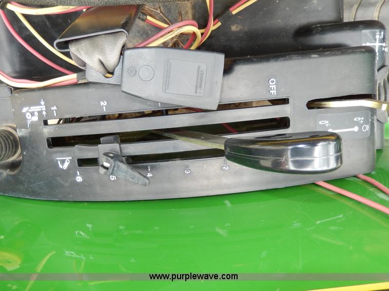 image for item D8164 John Deere 4720 tractor