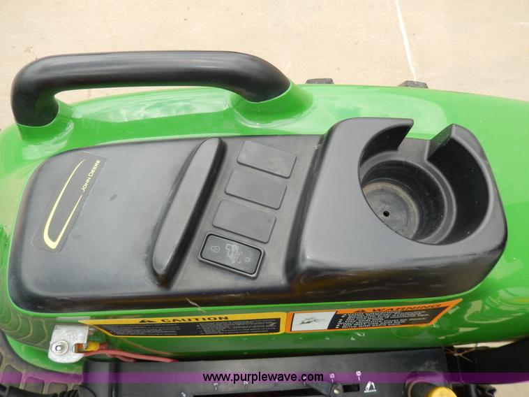 image for item D8164 John Deere 4720 tractor