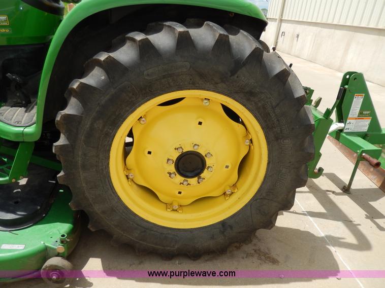 image for item D8164 John Deere 4720 tractor
