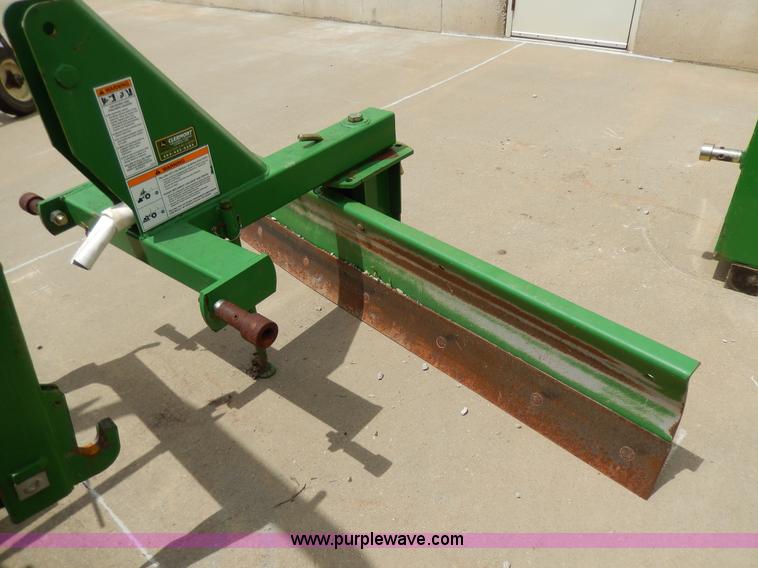 image for item D8164 John Deere 4720 tractor