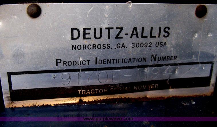 image for item D8302 1989 Deutz Allis 9170 MFWD tractor