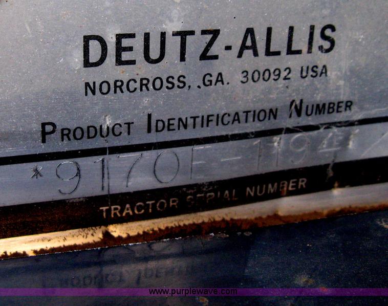 image for item D8302 1989 Deutz Allis 9170 MFWD tractor