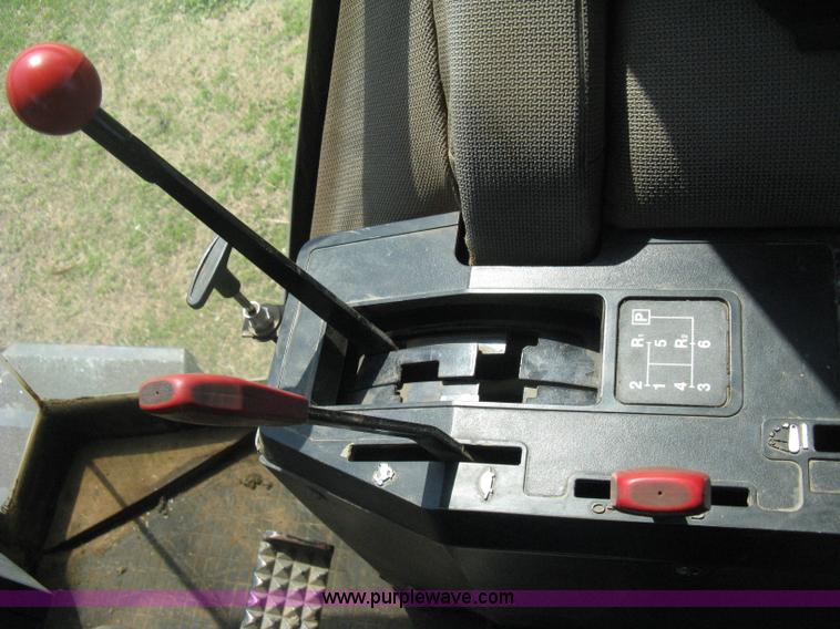 image for item D8302 1989 Deutz Allis 9170 MFWD tractor