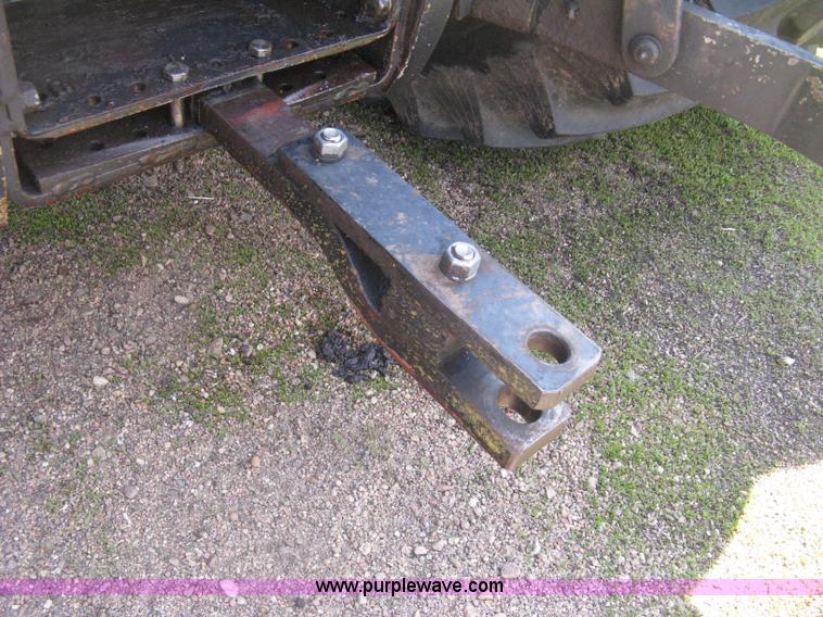 image for item D8302 1989 Deutz Allis 9170 MFWD tractor