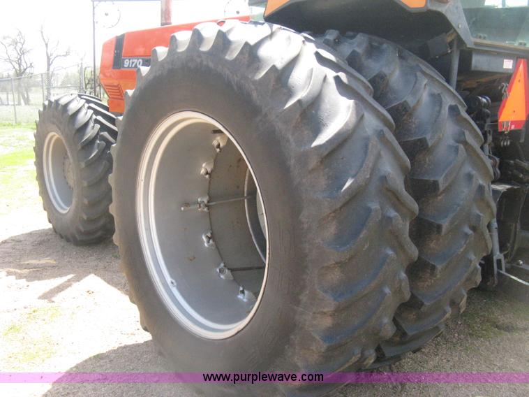 image for item D8302 1989 Deutz Allis 9170 MFWD tractor