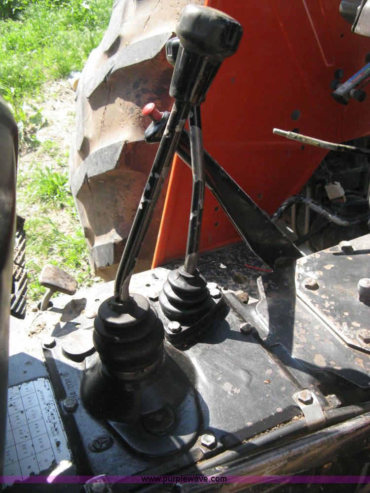 image for item D8303 1993 AGCO Allis 4660 tractor