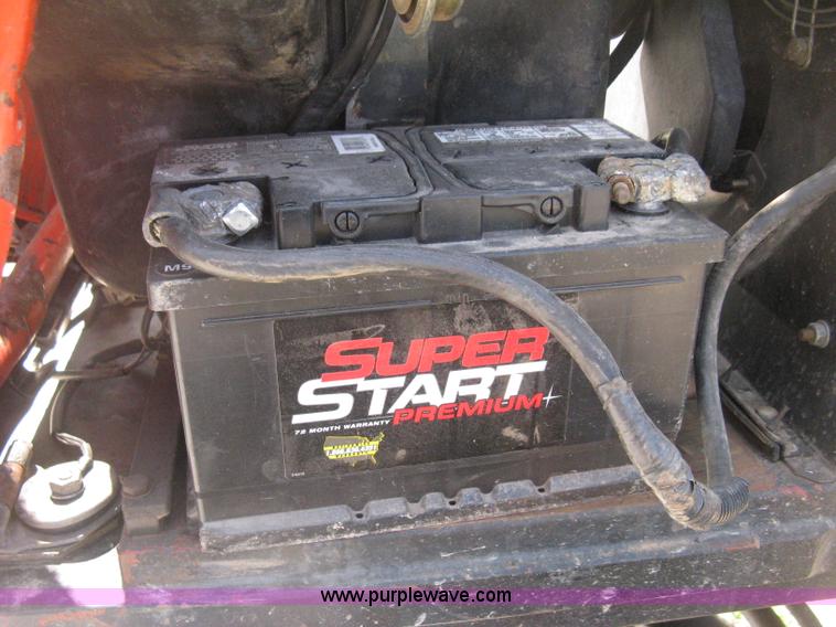 image for item D8303 1993 AGCO Allis 4660 tractor