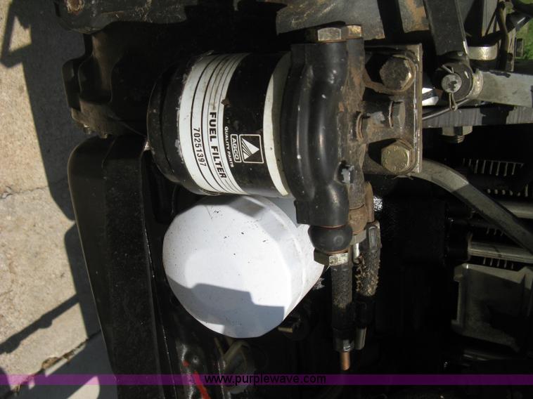 image for item D8303 1993 AGCO Allis 4660 tractor