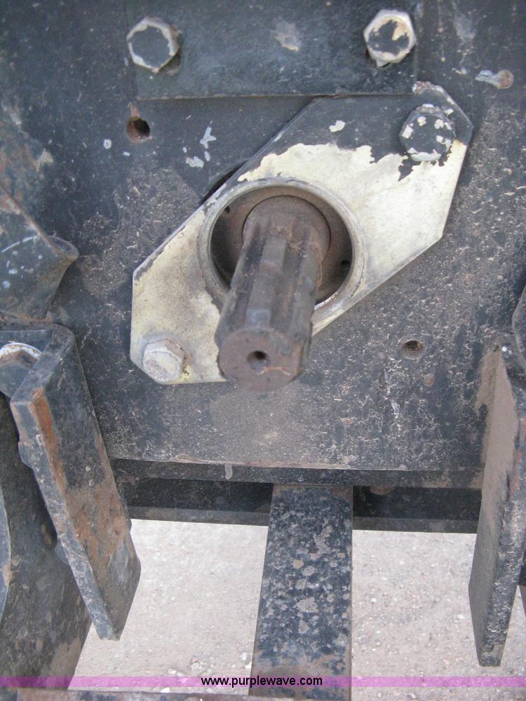 image for item D8303 1993 AGCO Allis 4660 tractor