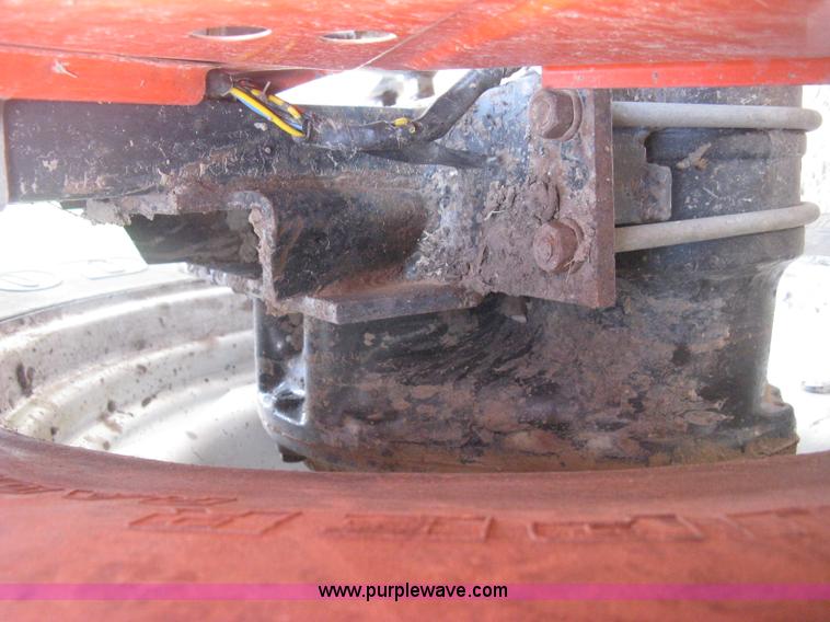 image for item D8303 1993 AGCO Allis 4660 tractor