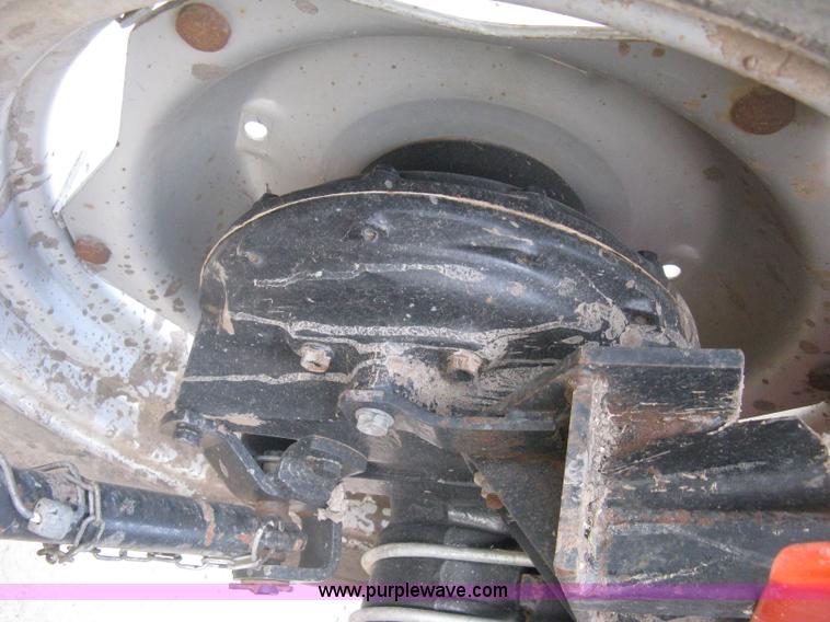 image for item D8303 1993 AGCO Allis 4660 tractor