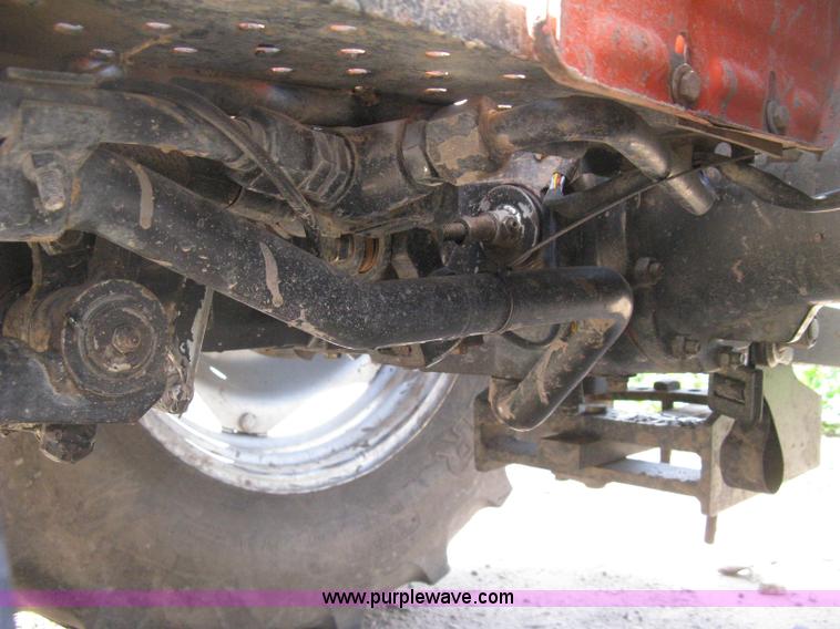 image for item D8303 1993 AGCO Allis 4660 tractor