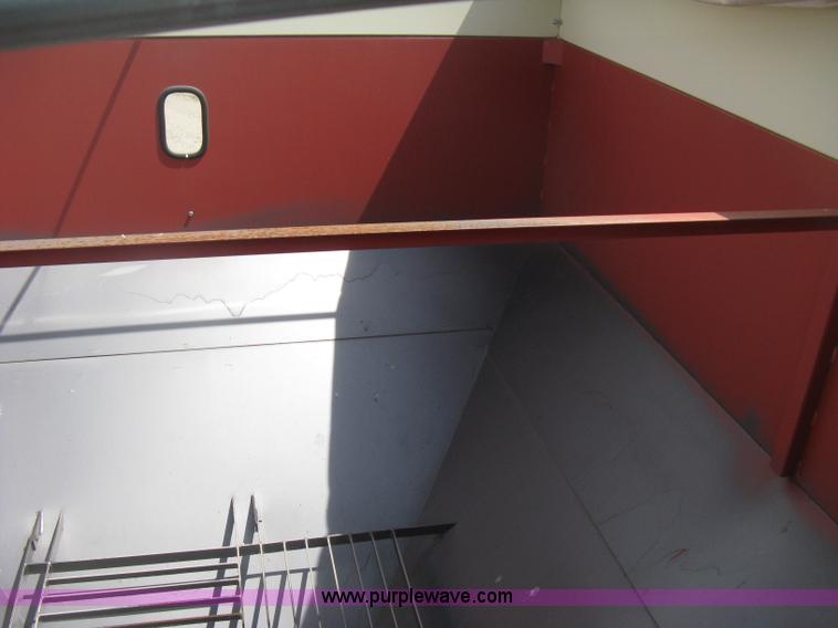 image for item D8311 2002 Killbros 590 grain cart