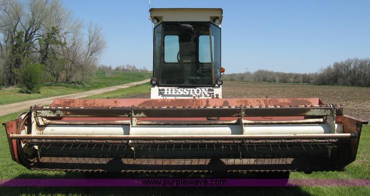 image for item E3448 Hesston 6600 self-propelled swather