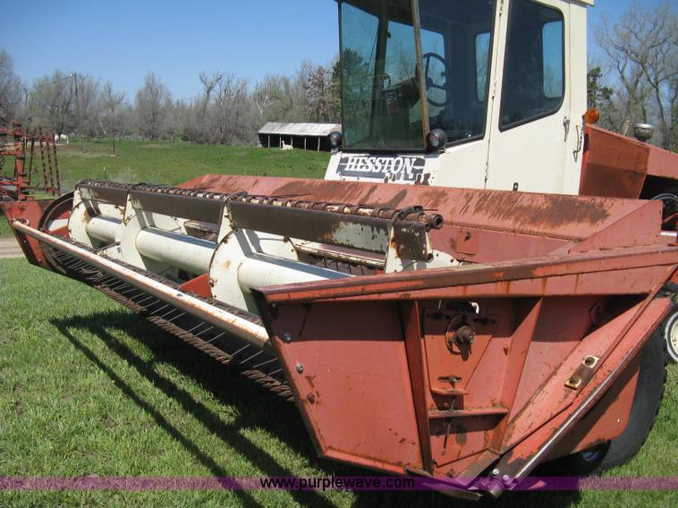 image for item E3448 Hesston 6600 self-propelled swather