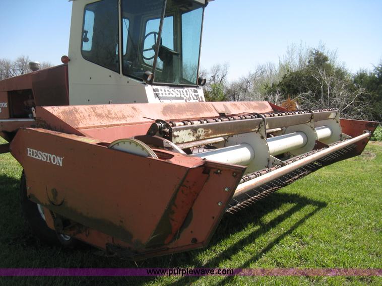 image for item E3448 Hesston 6600 self-propelled swather