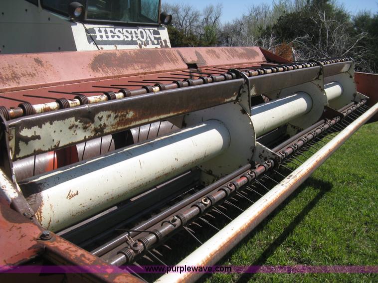 image for item E3448 Hesston 6600 self-propelled swather