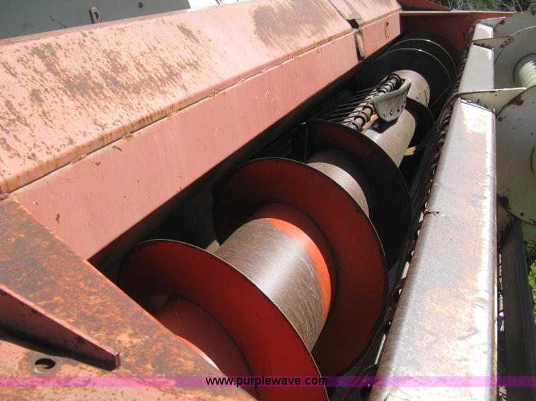 image for item E3448 Hesston 6600 self-propelled swather