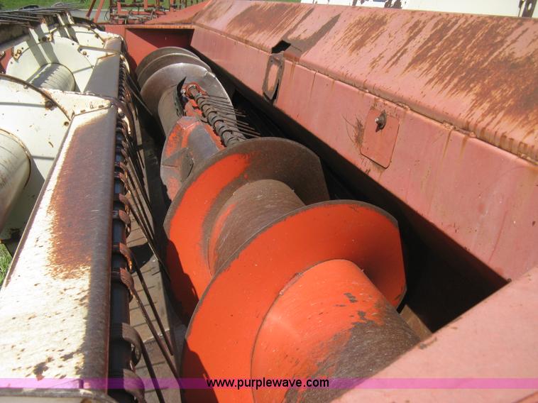 image for item E3448 Hesston 6600 self-propelled swather