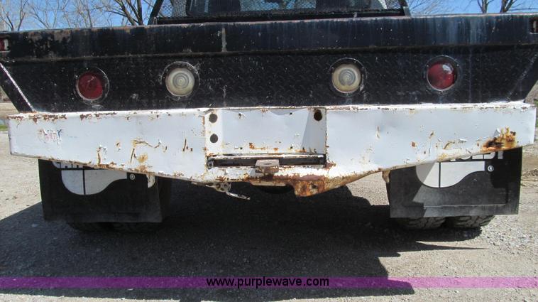 image for item E3920 1993 Ford F350 XL flatbed pickup truck