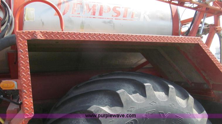 image for item E3922 1986 International S2500 Dempster liquid floater truck