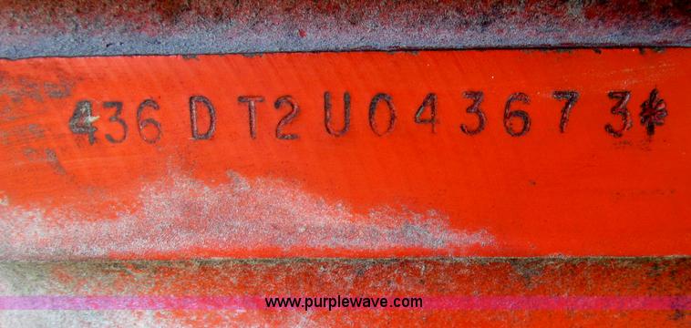 image for item E3923 1976 International 986 tractor