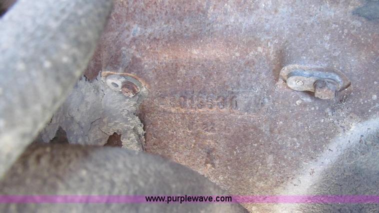 image for item E3924 1981 International F2575 grain truck