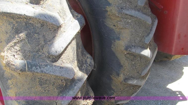 image for item E3942 1976 International 4366 4WD tractor