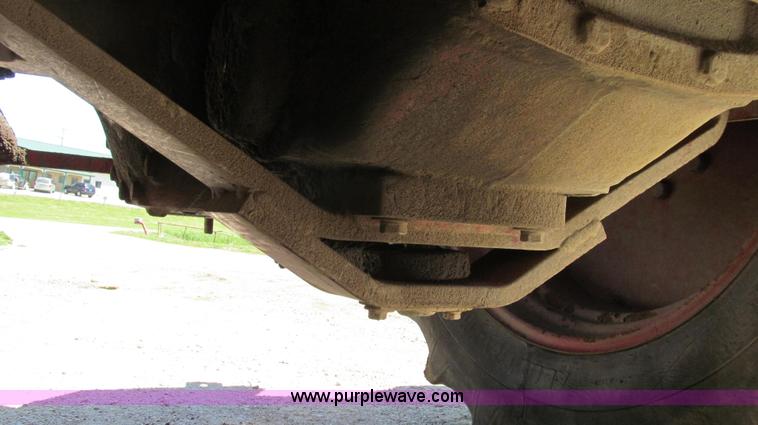 image for item E3942 1976 International 4366 4WD tractor