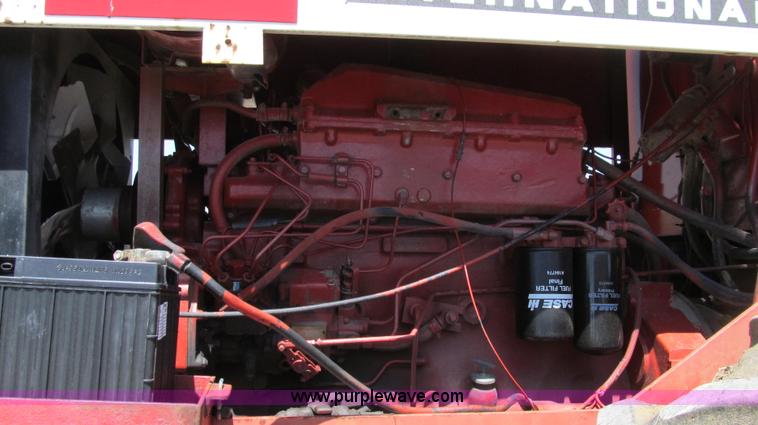 image for item E3942 1976 International 4366 4WD tractor