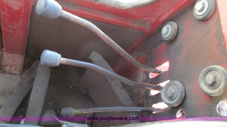 image for item E3942 1976 International 4366 4WD tractor