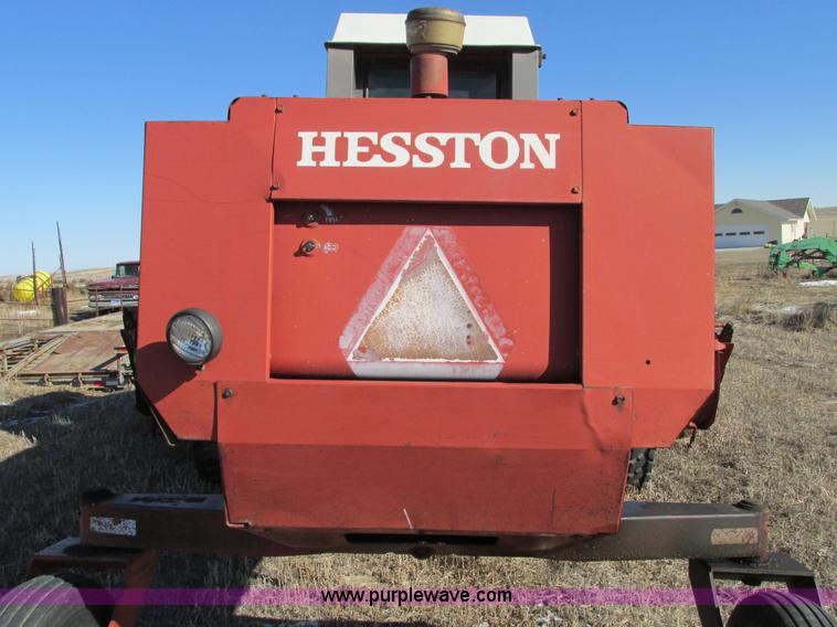 image for item E5028 1982 Hesston 6650 self-propelled swather