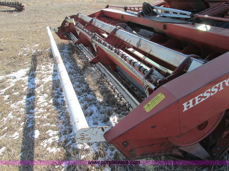 image for item E5028 1982 Hesston 6650 self-propelled swather