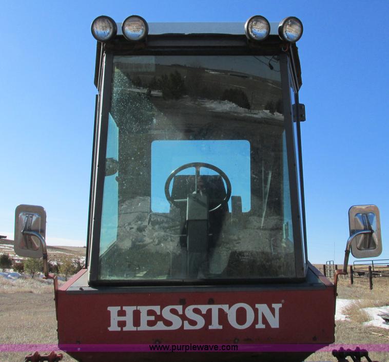 image for item E5028 1982 Hesston 6650 self-propelled swather