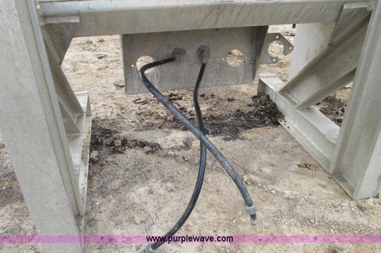 image for item E5035 Merritt headache rack