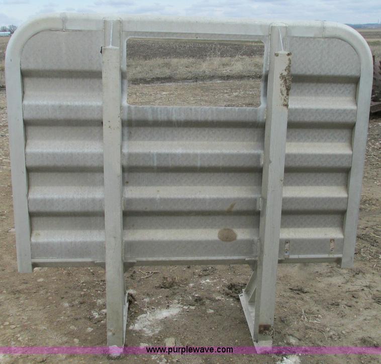 image for item E5036 Truck headache rack