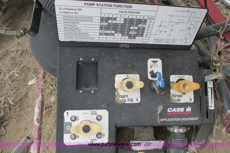 image for item E5129 Case IH Patriot spray booms