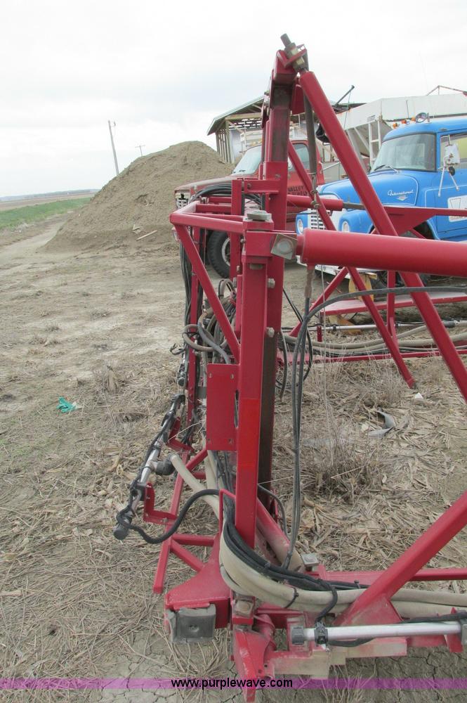 image for item E5129 Case IH Patriot spray booms