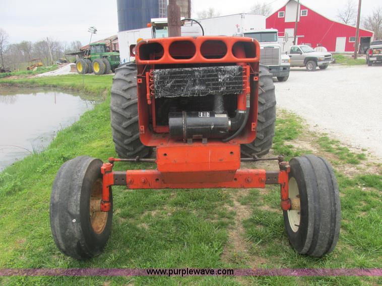 image for item E7204 Allis Chalmers 185 tractor