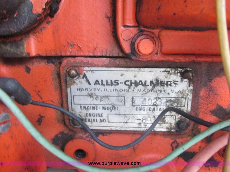 image for item E7204 Allis Chalmers 185 tractor